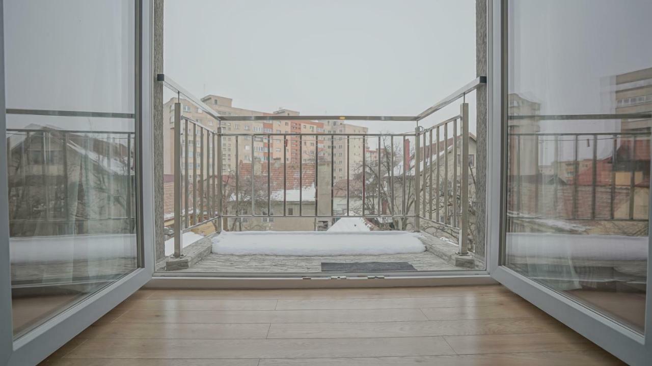 פויאנה ברשוב Cn2I Luxury Accommodation Traian מראה חיצוני תמונה